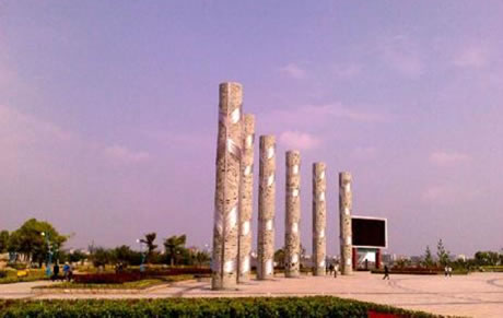 �������Y