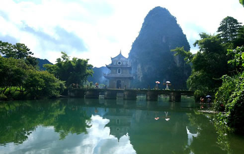 �������Y