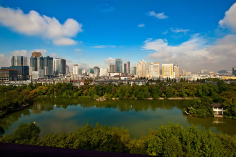 �������Y