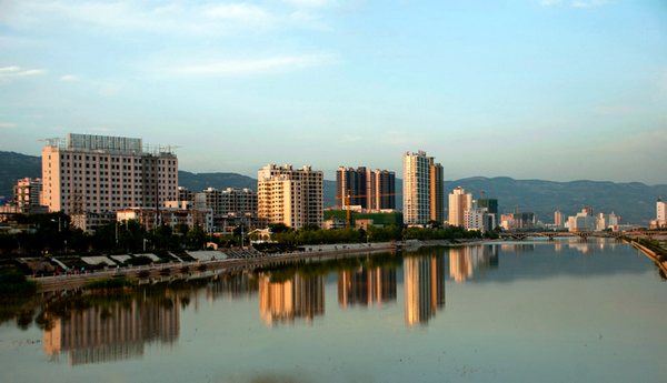 �������Y