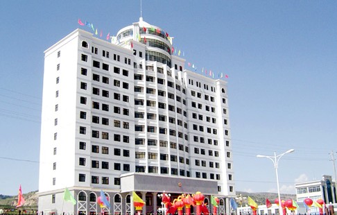 �������Y