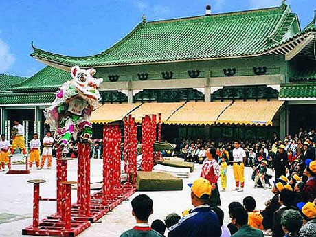 �������Y