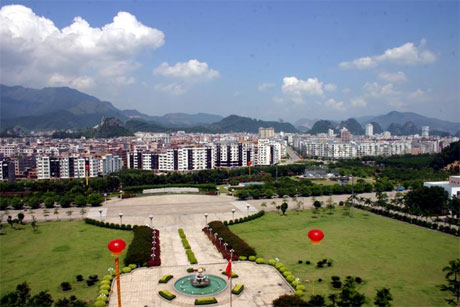 �������Y