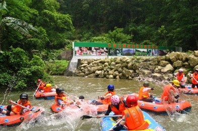 �������Y