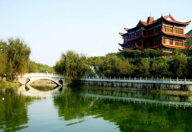 �������Y