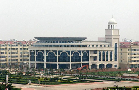 �������Y