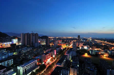 �������Y