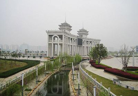 �������Y