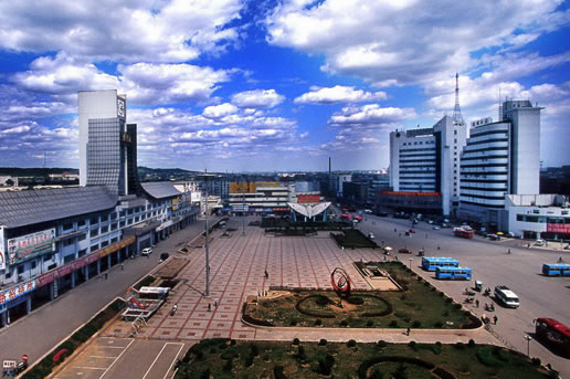 �������Y