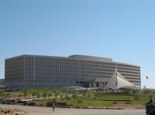 �������Y