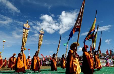 �������Y