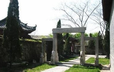 �������Y