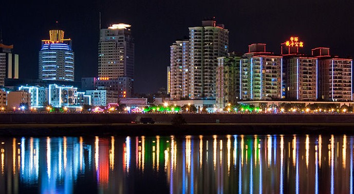 �������Y