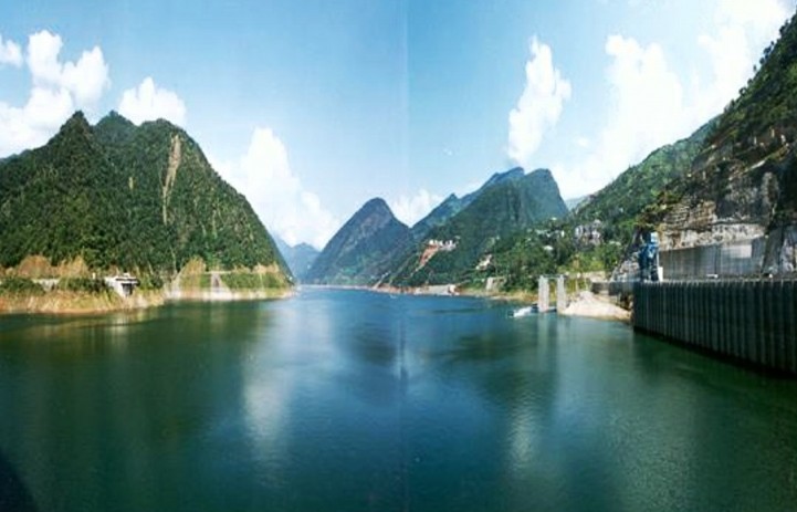 �������Y