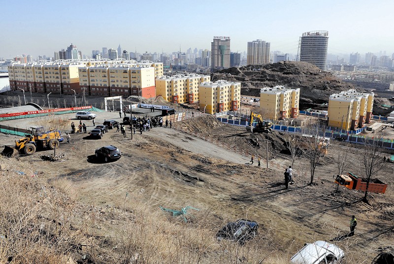 �������Y