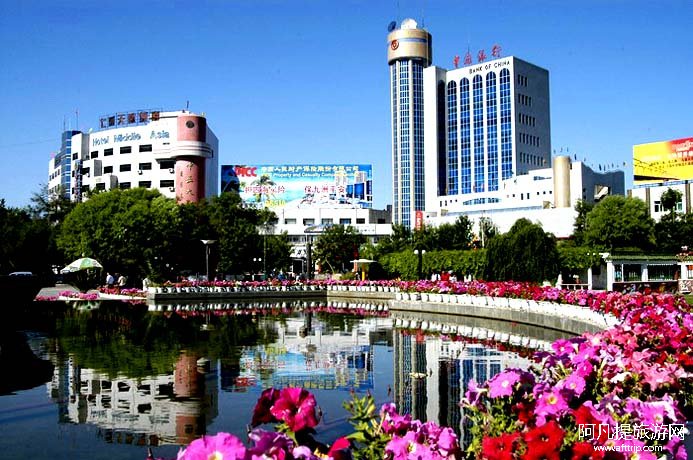 �������Y