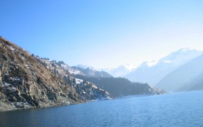 �������Y