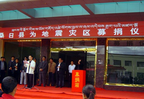 �������Y