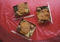 �������Y