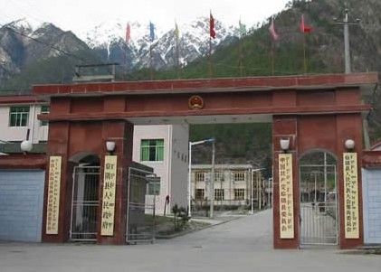 �������Y