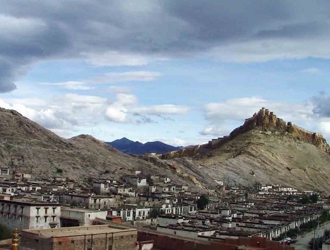 �������Y