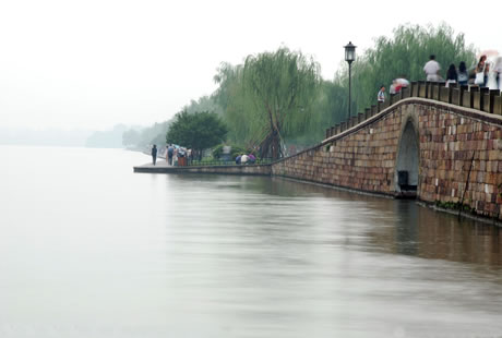 �������Y