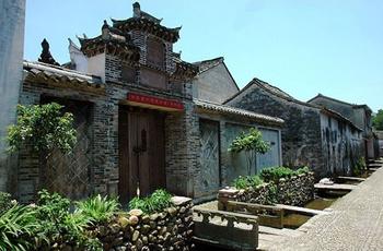 �������Y